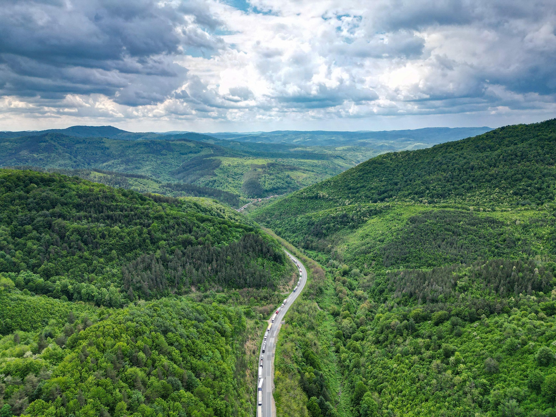 tsvetomit_lazarov_isky-mountain-8012898_1920